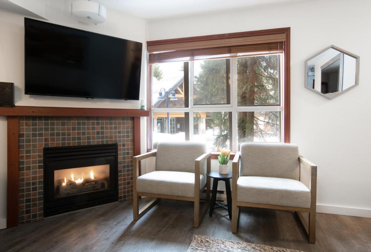 Attractive Townhouse In Whistler Village With Hot Tub Exterior foto